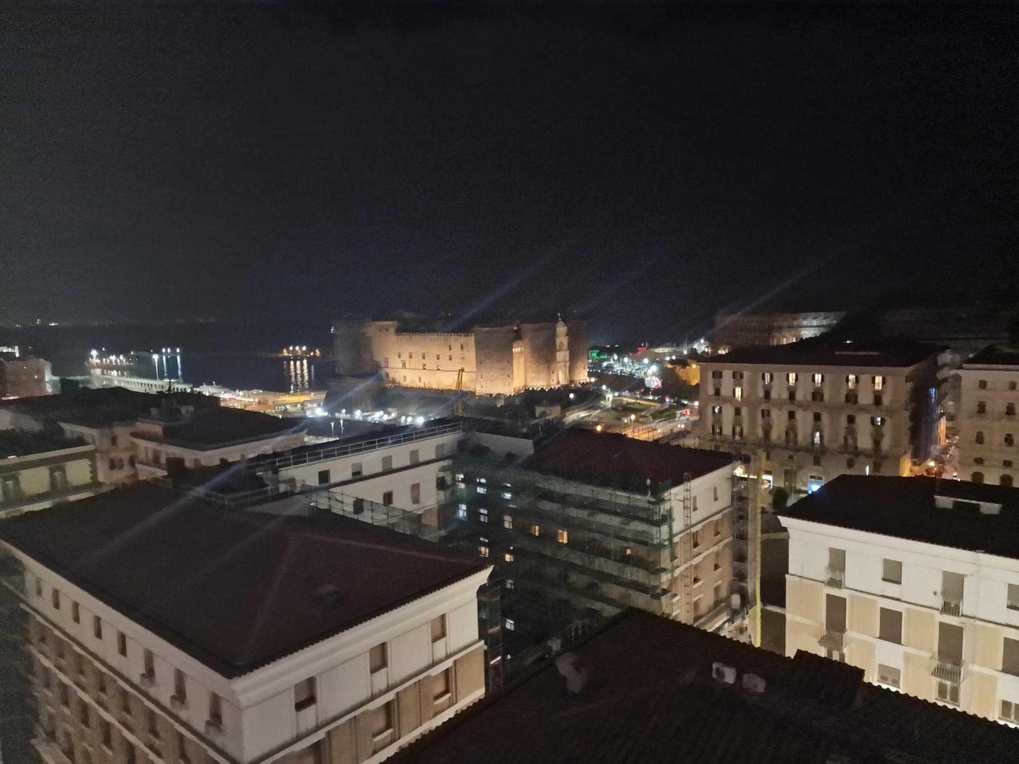 Neapolitan Skyscraper Suites Εξωτερικό φωτογραφία