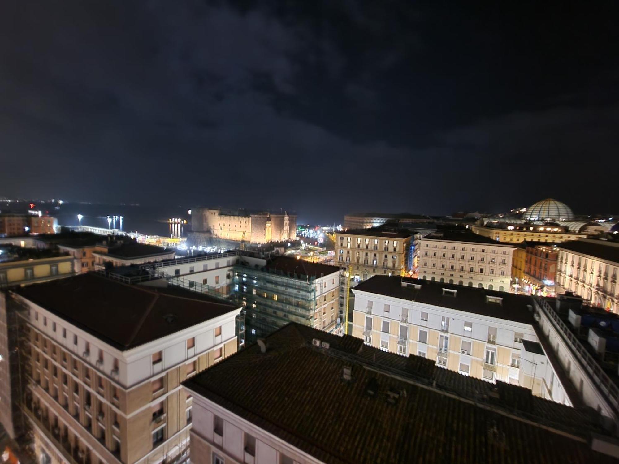 Neapolitan Skyscraper Suites Εξωτερικό φωτογραφία