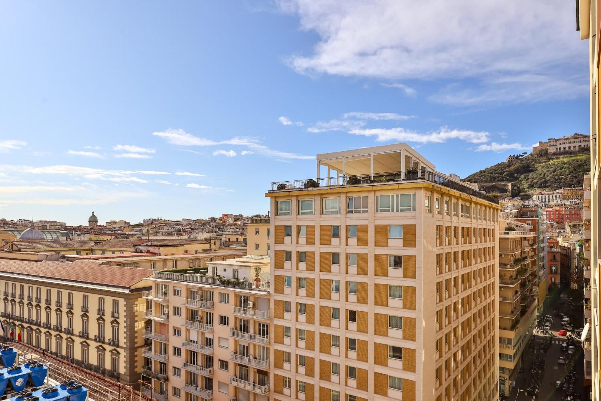 Neapolitan Skyscraper Suites Εξωτερικό φωτογραφία